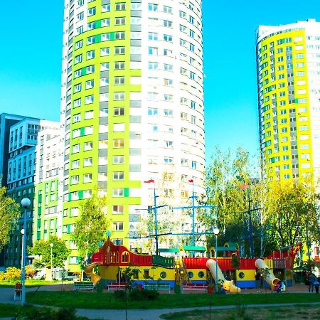Jacuzzi New Loft Apartcomplex Kaskad, Минск - Центр Города Minsk Exteriör bild